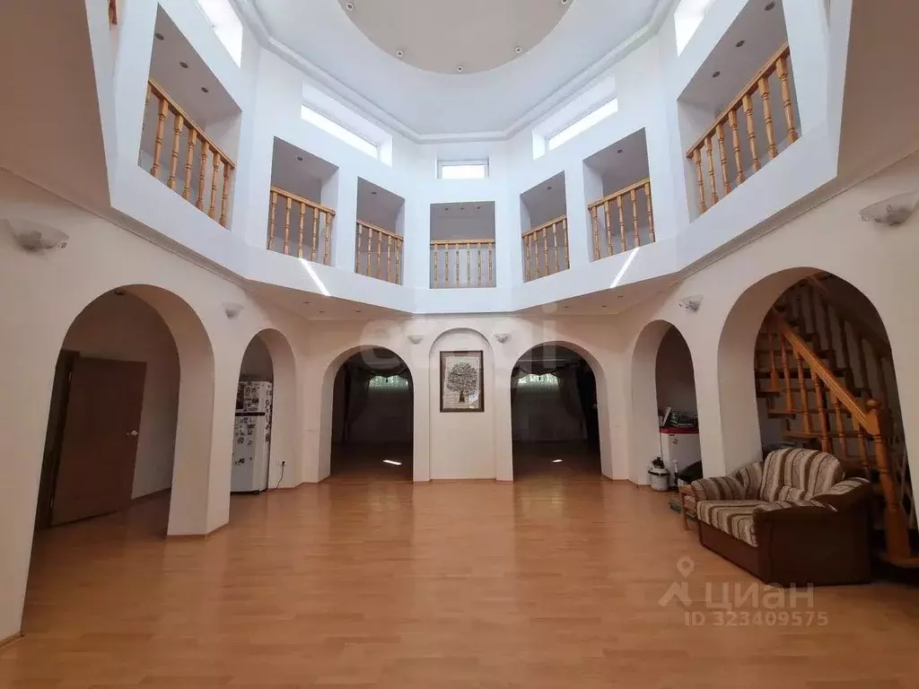 Дом в Волгоградская область, Волгоград Продольная ул., 84 (324 м) - Фото 2