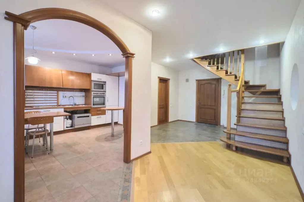 3-к кв. Томская область, Томск ул. Белинского, 31/2 (115.0 м) - Фото 2