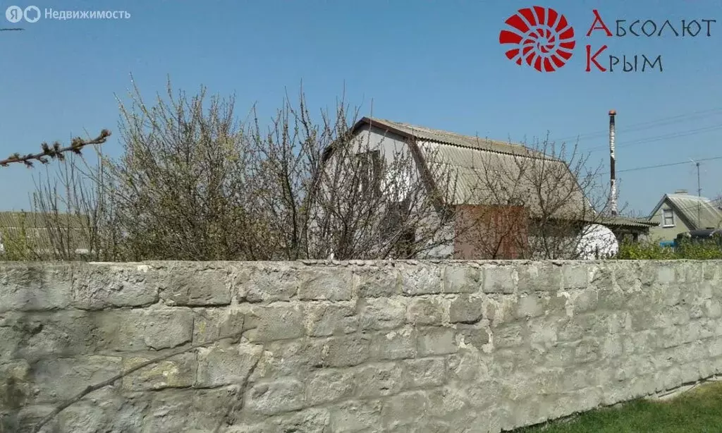 Дом в Республика Крым, посёлок городского типа Кировское (110 м) - Фото 1