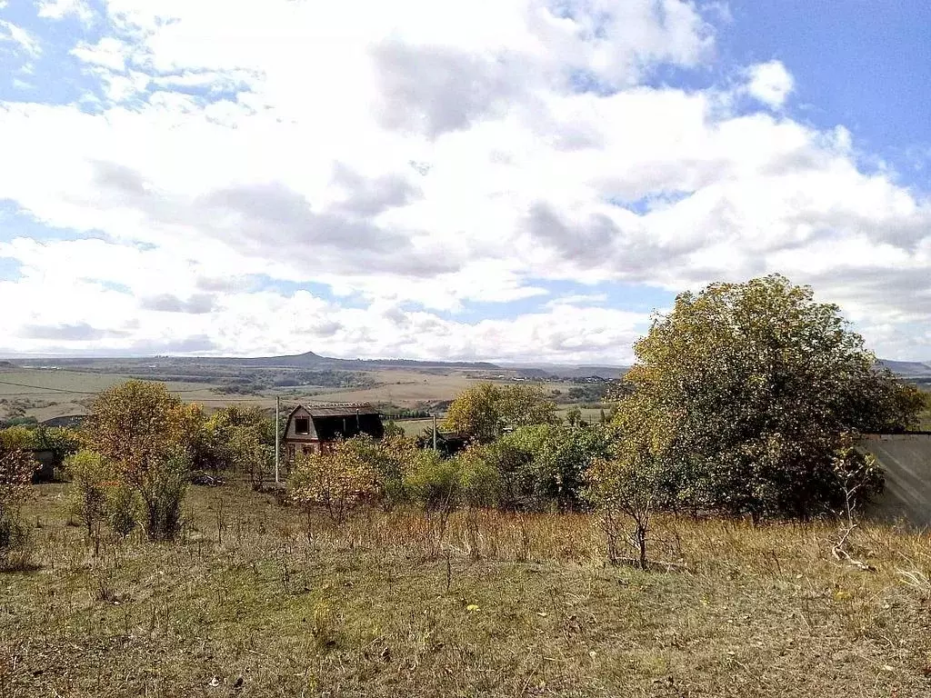 Участок в Ставропольский край, Предгорный муниципальный округ, пос. ... - Фото 1