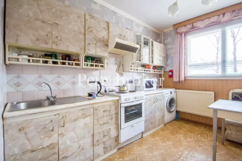 3-к кв. Санкт-Петербург ул. Доблести, 26к2 (63.8 м) - Фото 0