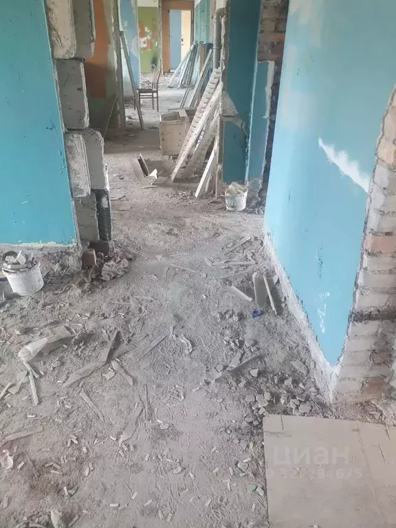 Помещение свободного назначения в Мурманская область, Апатиты ул. ... - Фото 1