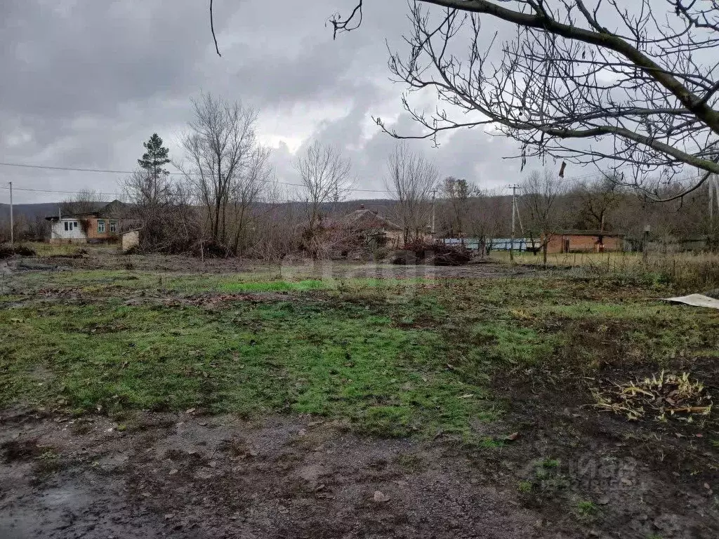 Участок в Белгородская область, Валуйский муниципальный округ, с. ... - Фото 1