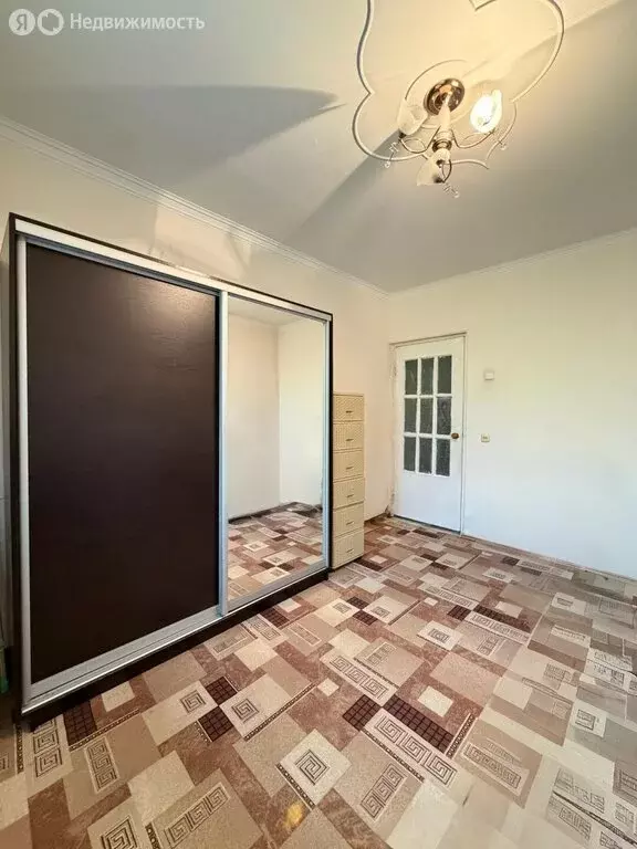 3-комнатная квартира: Нальчик, улица Атажукина, 8 (72 м) - Фото 2