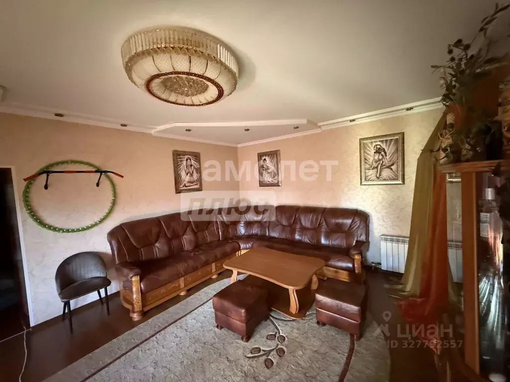 Дом в Курская область, Железногорский район, Разветьевский сельсовет, ... - Фото 1