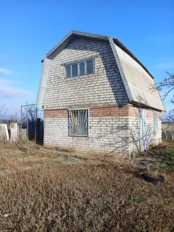Дом в Волгоградская область, Городищенский район, Краснопахаревское ... - Фото 1