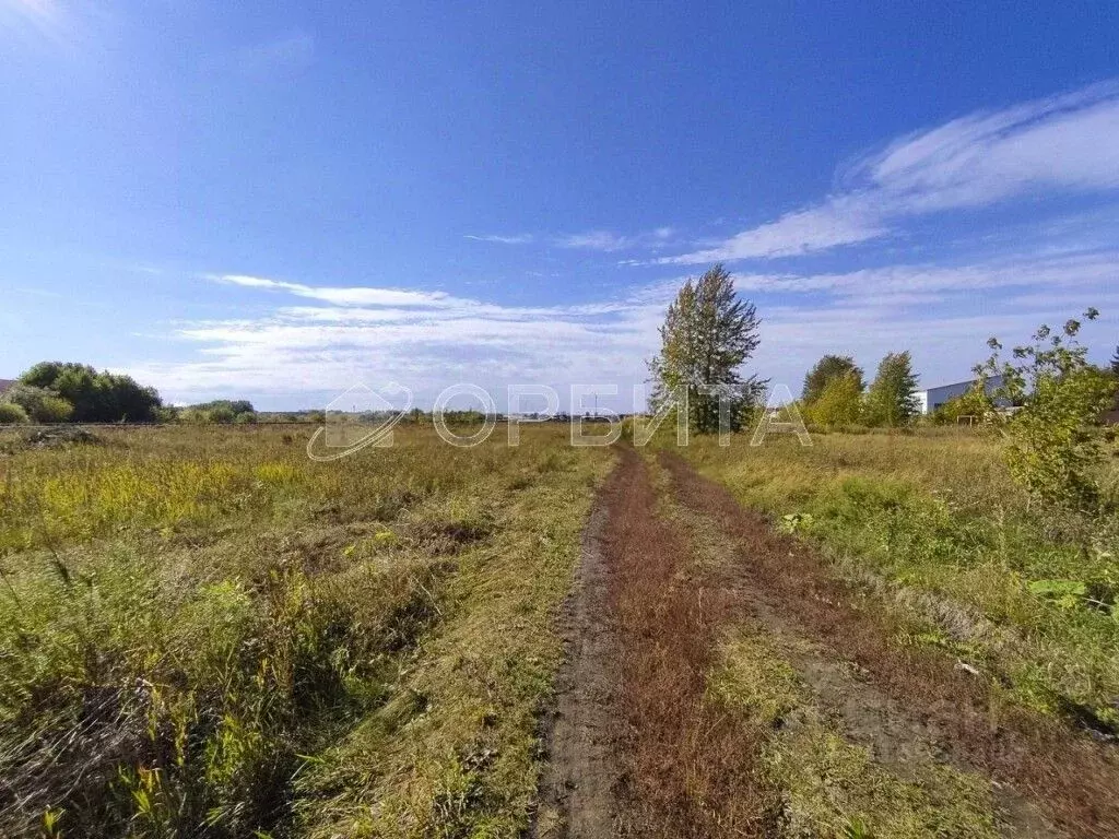 Участок в Тюменская область, Тюмень тракт 1-й км Старый Тобольский, 7 ... - Фото 0