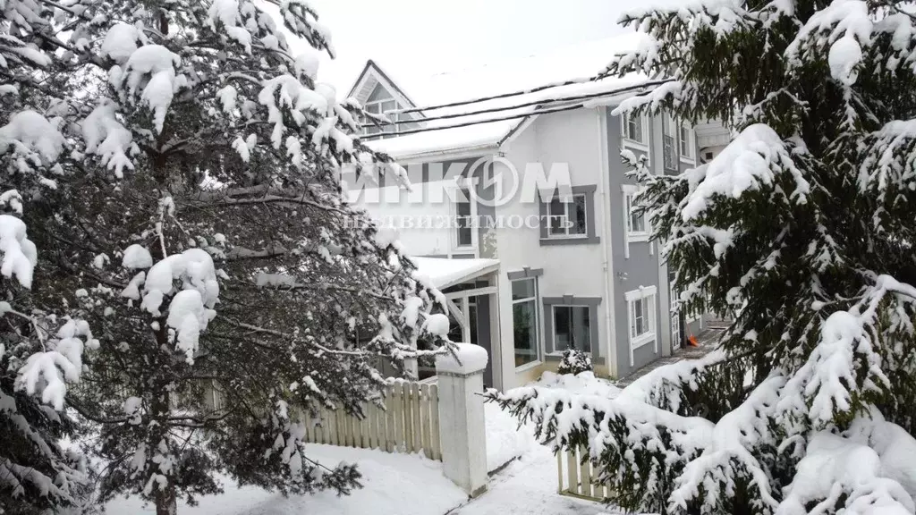 Дом в Москва д. Рассудово, ул. Сиреневая, 1 (350 м) - Фото 2