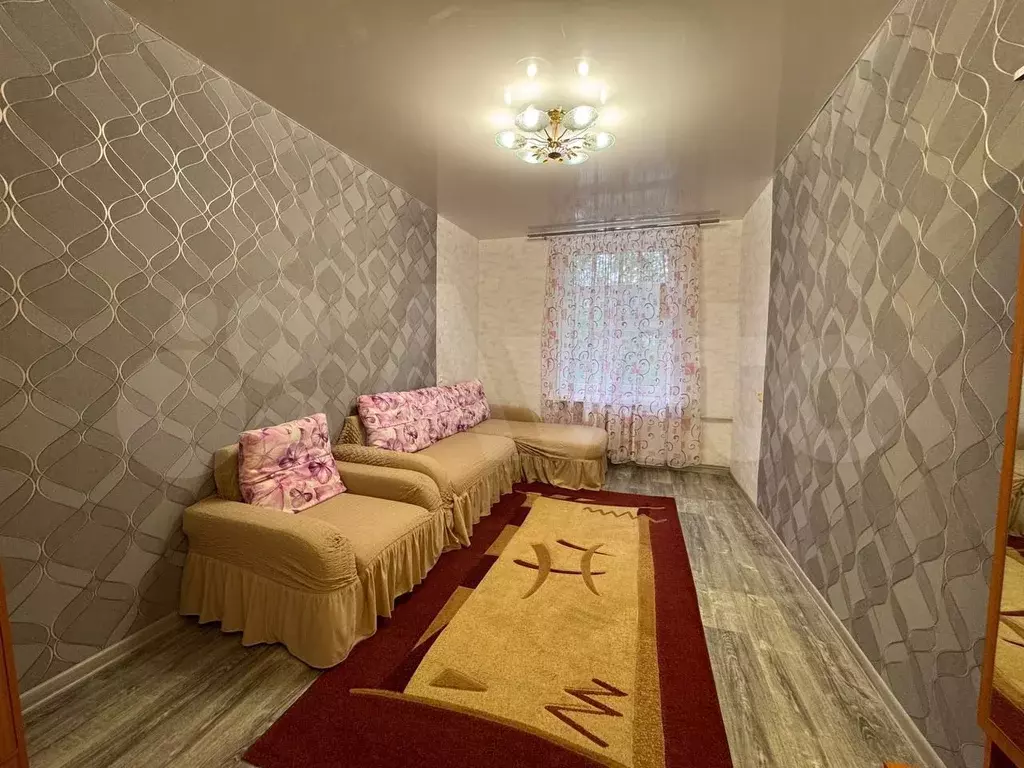 Комната 16 м в 4-к., 2/3 эт. - Фото 0
