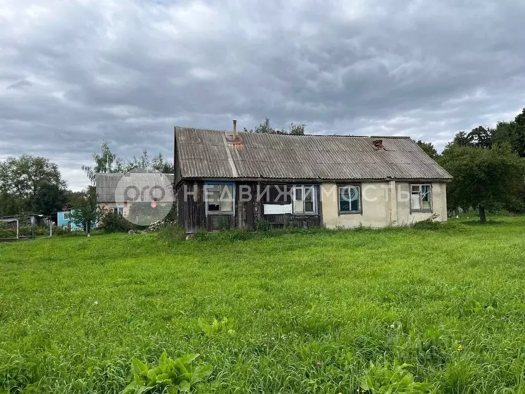Дом в Рязанская область, Захаровский муниципальный округ, с. Осово ул. ... - Фото 1
