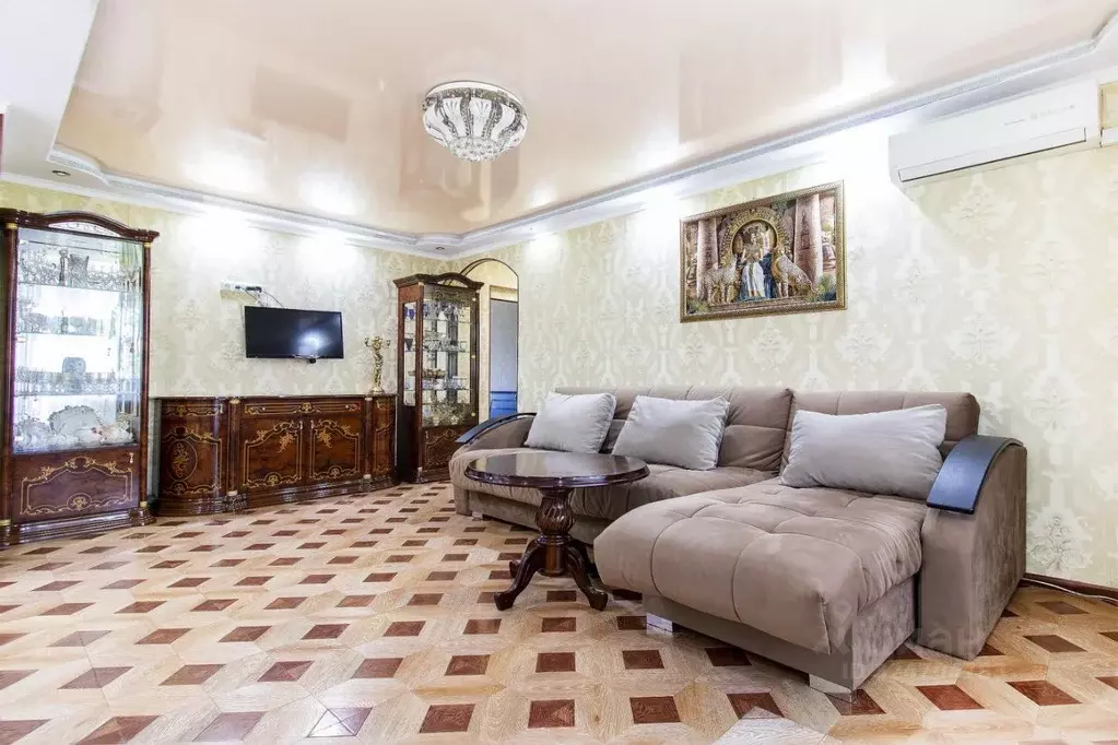 3-к кв. Волгоградская область, Волжский просп. Имени Ленина, 50 (57.2 ... - Фото 1