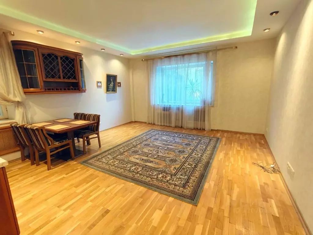 3-к кв. Карелия, Петрозаводск Комсомольский просп., 19Б (84.5 м) - Фото 0