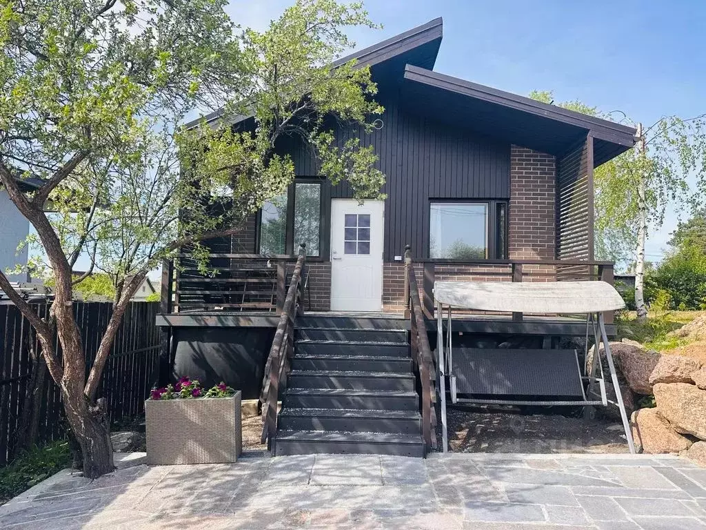 Дом в Ленинградская область, Выборг Орудийная ул., 9 (34 м) - Фото 1