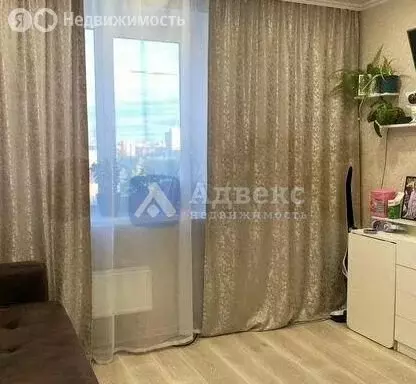 9-комнатная квартира: Тюмень, улица 30 лет Победы, 93А (34.9 м) - Фото 1