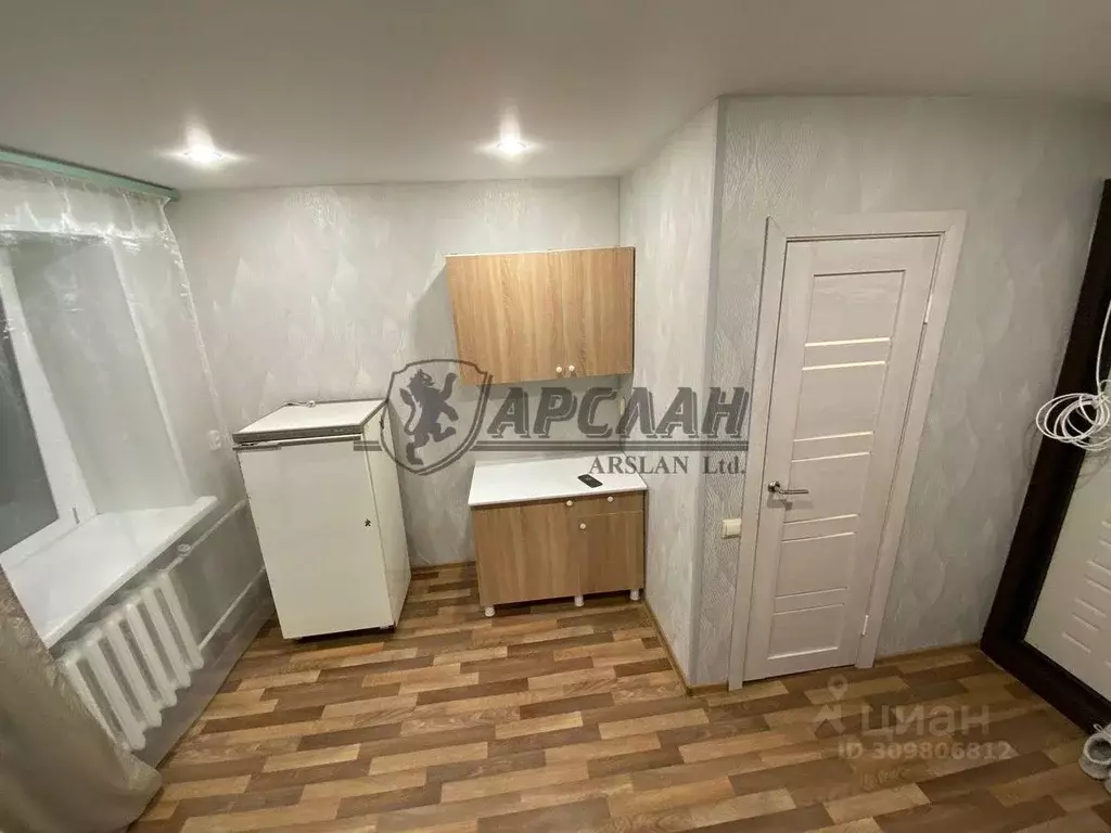 Комната Татарстан, Казань ул. Дементьева, 31 (12.9 м) - Фото 0