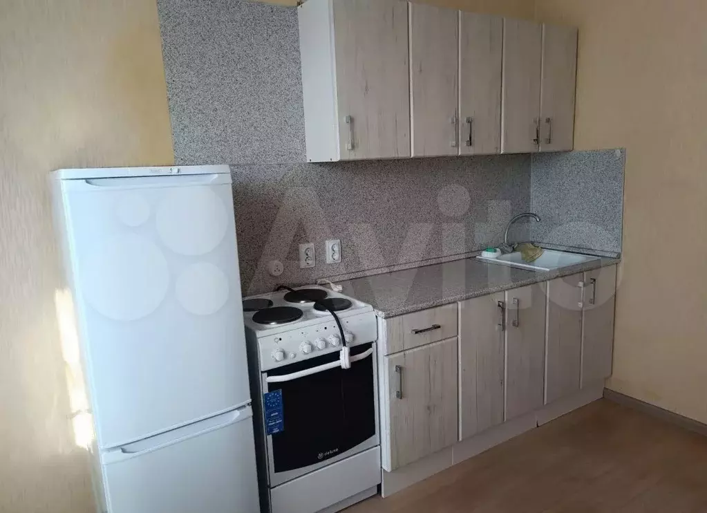 1-к. квартира, 32 м, 6/16 эт. - Фото 0