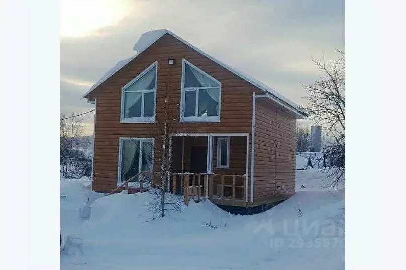 Дом в Кемеровская область, Таштагольский район, Шерегешское городское ... - Фото 1