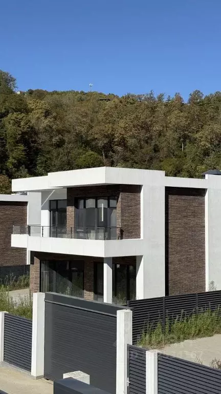 Дом в Краснодарский край, Сочи городской округ, Дагомыс пгт  (220 м) - Фото 2