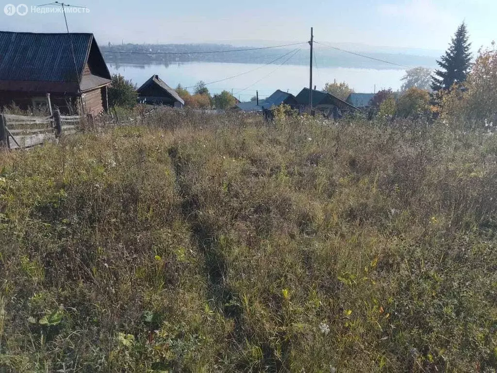 Участок в посёлок городского типа Староуткинск, 2-я Запрудная улица, ... - Фото 0