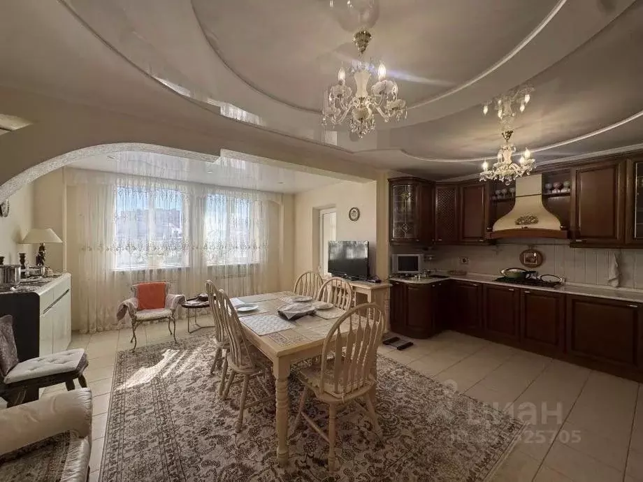 3-к кв. Татарстан, Казань ул. Достоевского, 78 (130.2 м) - Фото 0