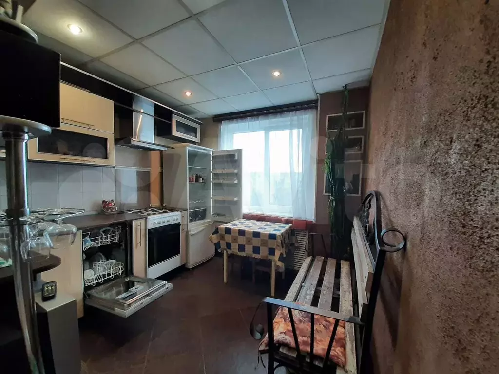 3-к. квартира, 63 м, 8/9 эт. - Фото 1