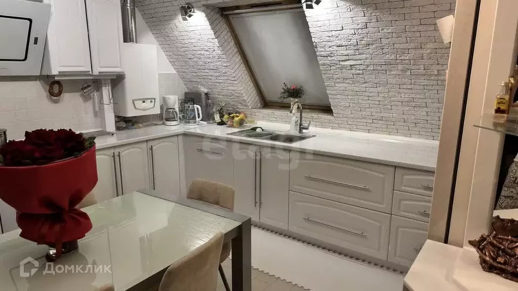 Продаётся 2-к квартира, 80 м - Фото 1
