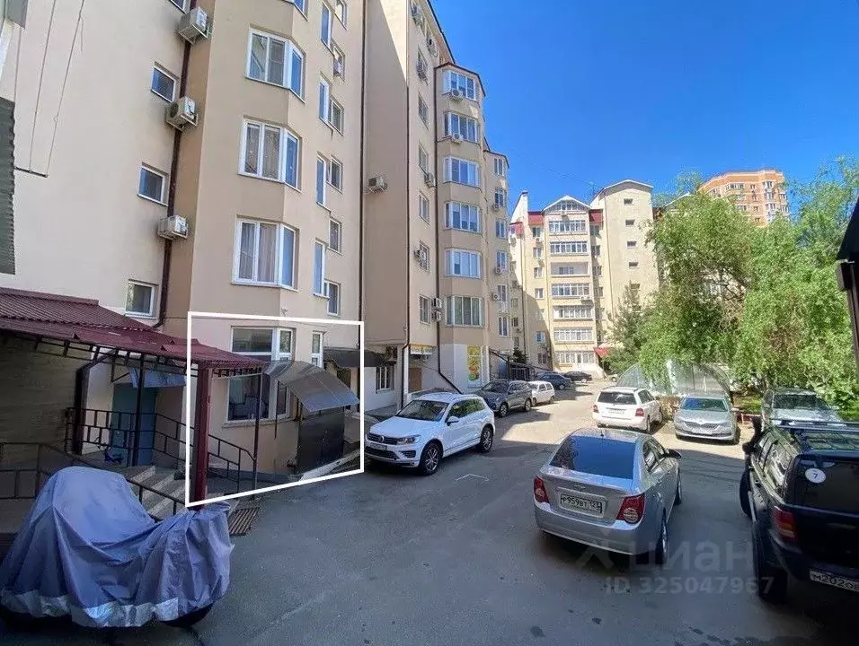 Помещение свободного назначения в Краснодарский край, Краснодар просп. ... - Фото 2