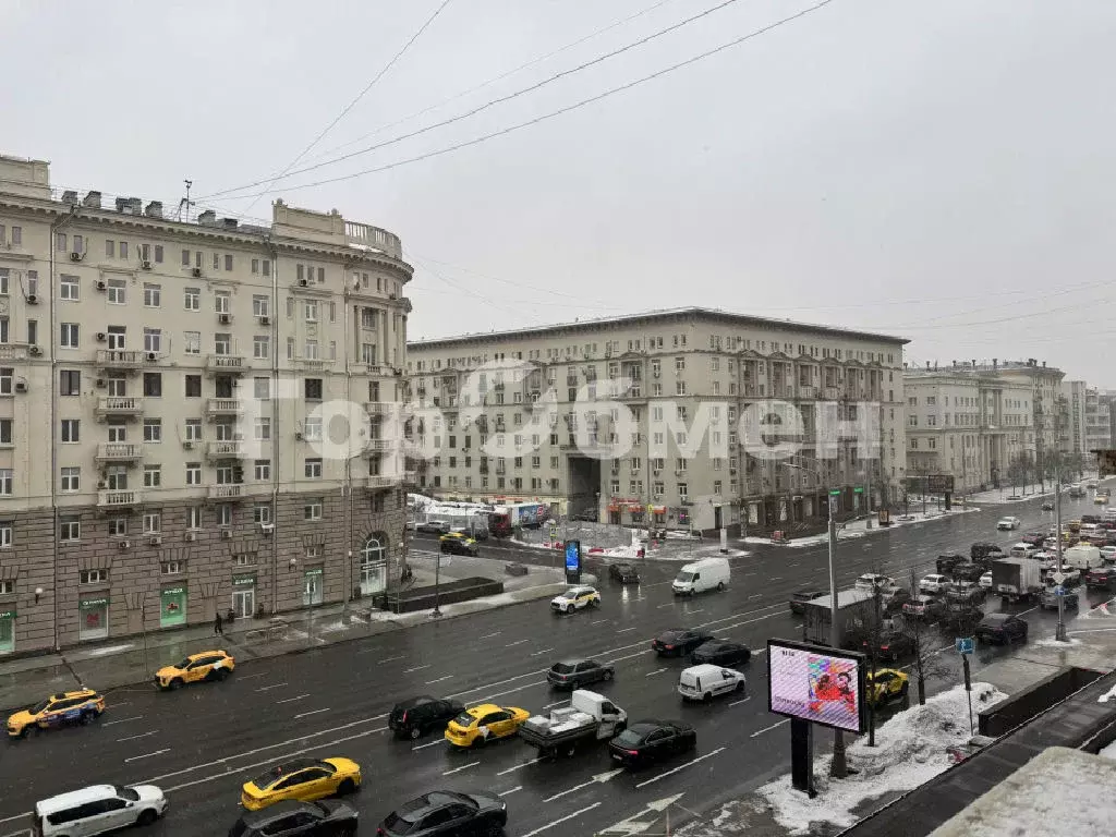 Продается 3-комнатная квартира - Фото 1