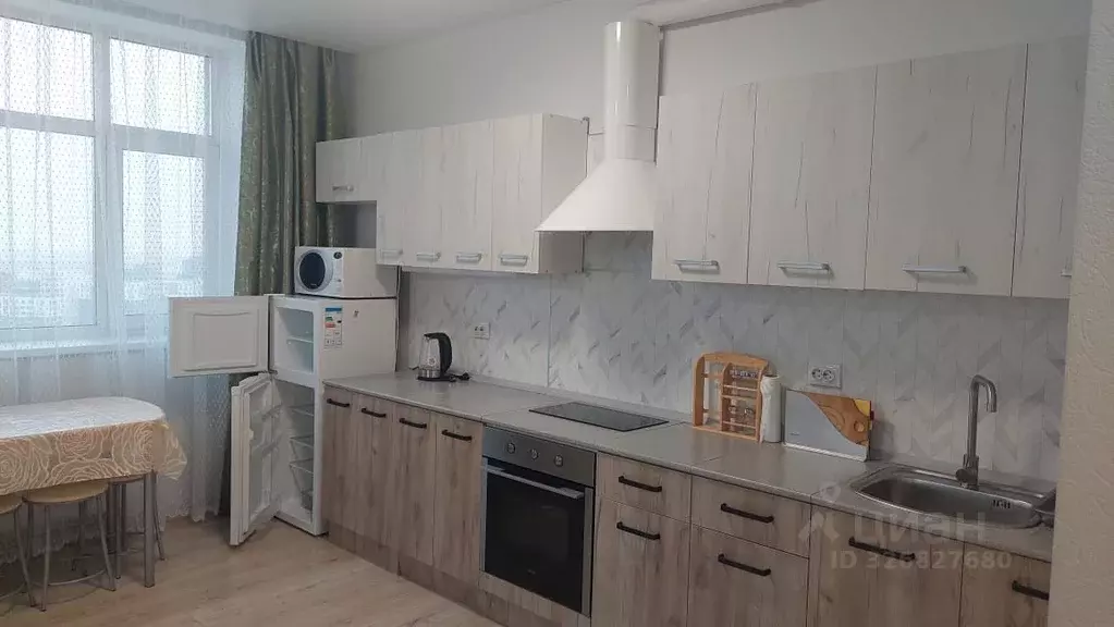 2-к кв. Тюменская область, Тюмень ул. Тимофея Чаркова, 87 (45.0 м) - Фото 2