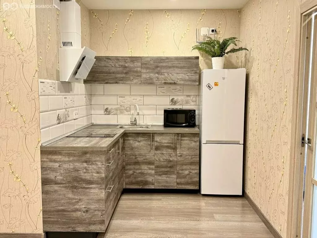 3-комнатная квартира: Киров, Октябрьский проспект, 117 (64.5 м) - Фото 2