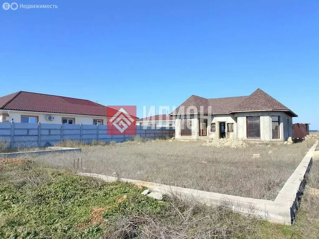 Дом в Сакский район, село Уютное (120 м) - Фото 2