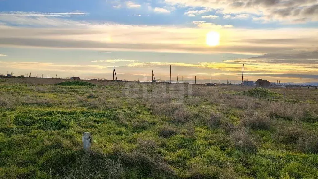 Участок в Крым, Ленинский район, Батальненское с/пос, Нептун СНТ  (6.0 ... - Фото 0