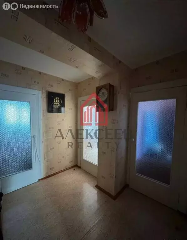 3-комнатная квартира: Бахчисарай, улица Фрунзе, 50 (64.4 м) - Фото 1