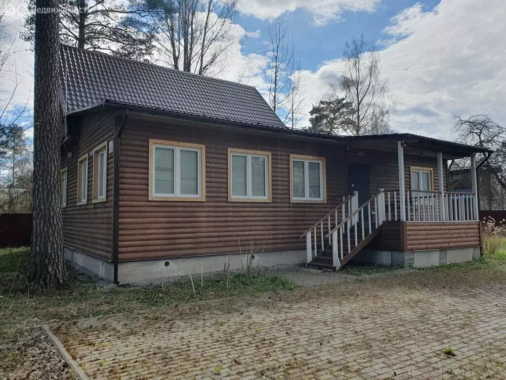 Дом в городской посёлок Вырица, Центральный микрорайон (201 м) - Фото 1