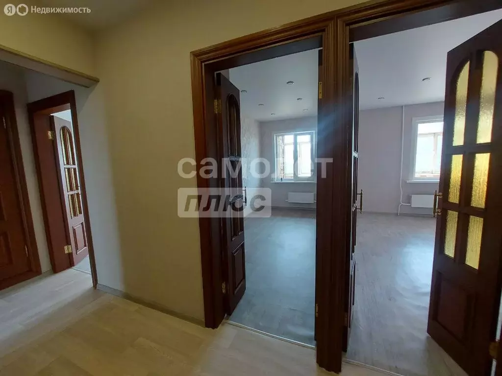 3-комнатная квартира: Иркутск, улица Баумана, 181 (67 м) - Фото 0