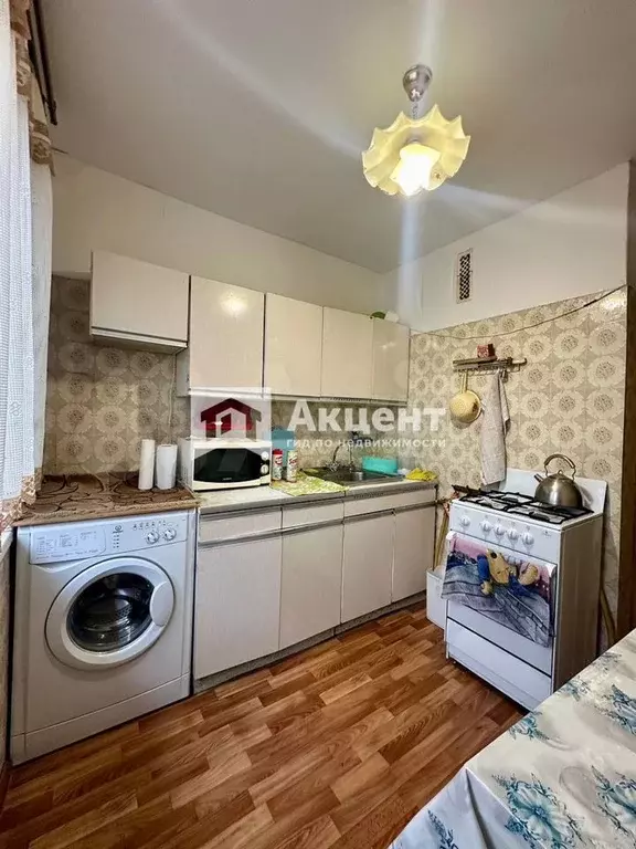 2-к. квартира, 44 м, 5/5 эт. - Фото 1