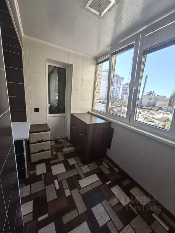 2-к кв. Брянская область, Брянск Белорусская ул., 48 (60.0 м) - Фото 1