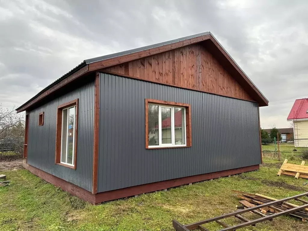 Дом в Ленинградская область, Кингисеппский район, Куземкинское с/пос, ... - Фото 1