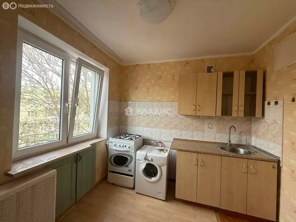 3-комнатная квартира: Калининград, улица Кирова, 30 (60 м) - Фото 2