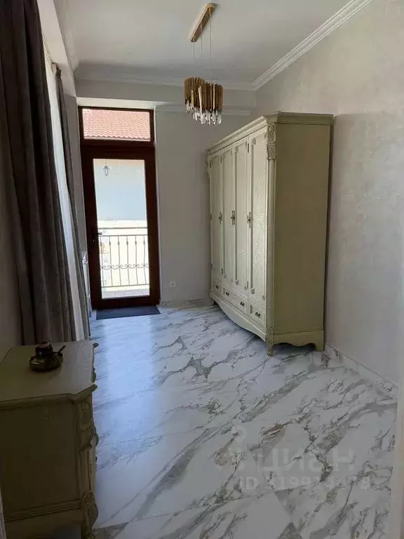 2-к кв. Севастополь ш. Качинское, 1Д/4 (65.0 м) - Фото 1