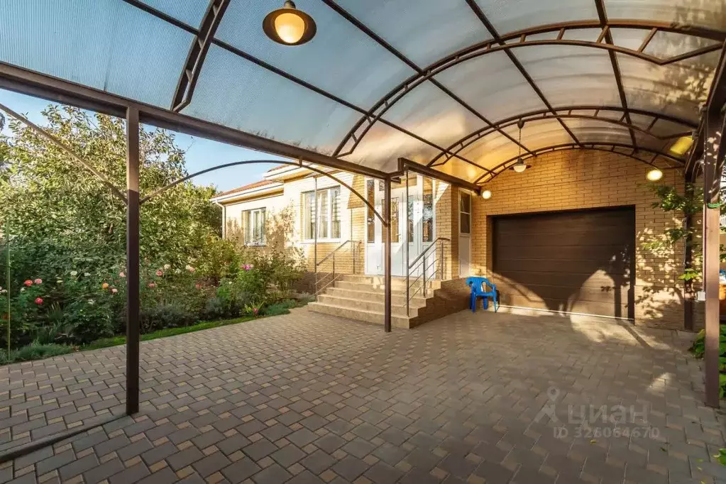 Дом в Ростовская область, Батайск ул. Луначарского (144 м) - Фото 1