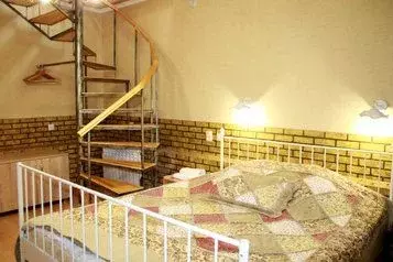 2-к кв. Ставропольский край, Кисловодск ул. Ермолова, 4 (67.0 м) - Фото 0