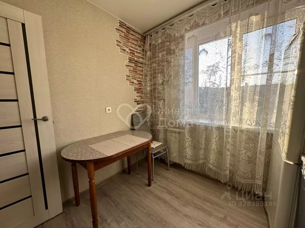 3-к кв. Волгоградская область, Волгоград ул. 64-й Армии, 131 (54.6 м) - Фото 2