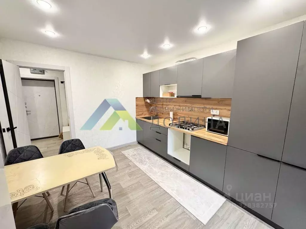 2-к кв. Волгоградская область, Волгоград ул. 70-летия Победы, 23 (50.0 ... - Фото 2