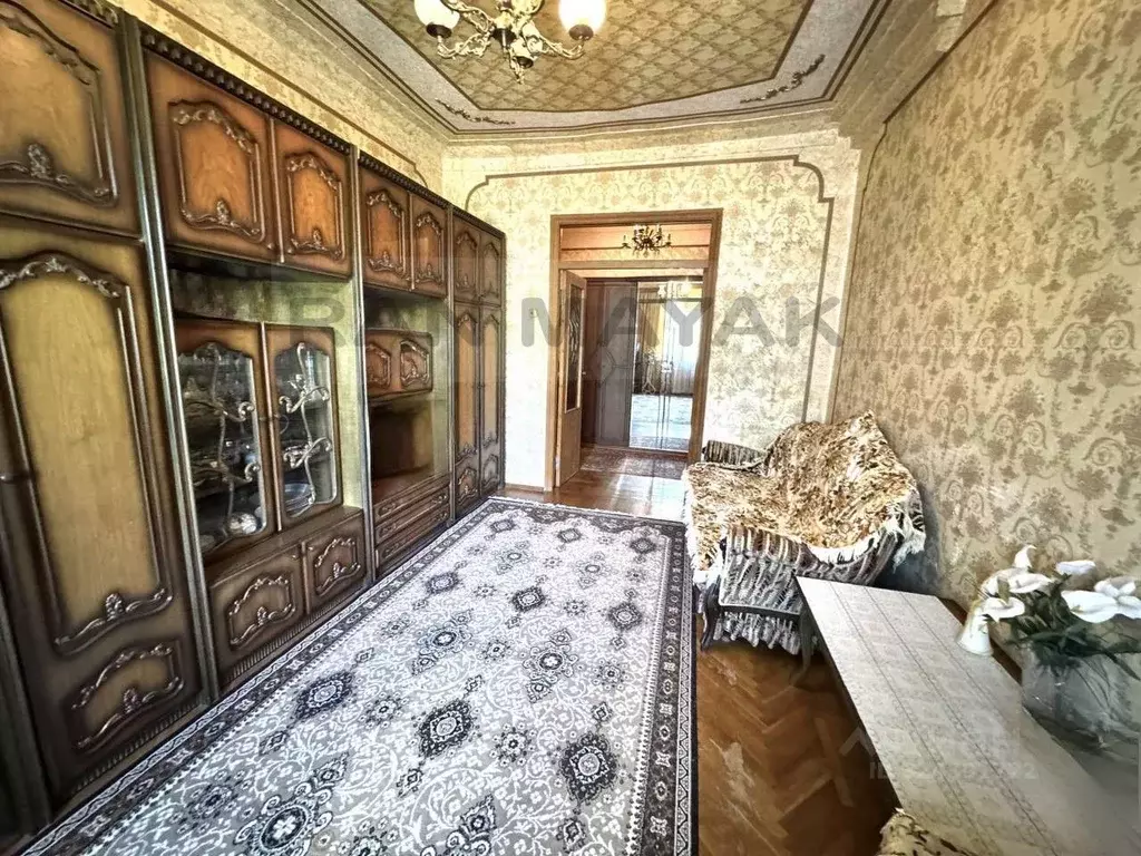 2-к кв. Адыгея, Майкоп Краснооктябрьская ул., 16 (61.8 м) - Фото 1