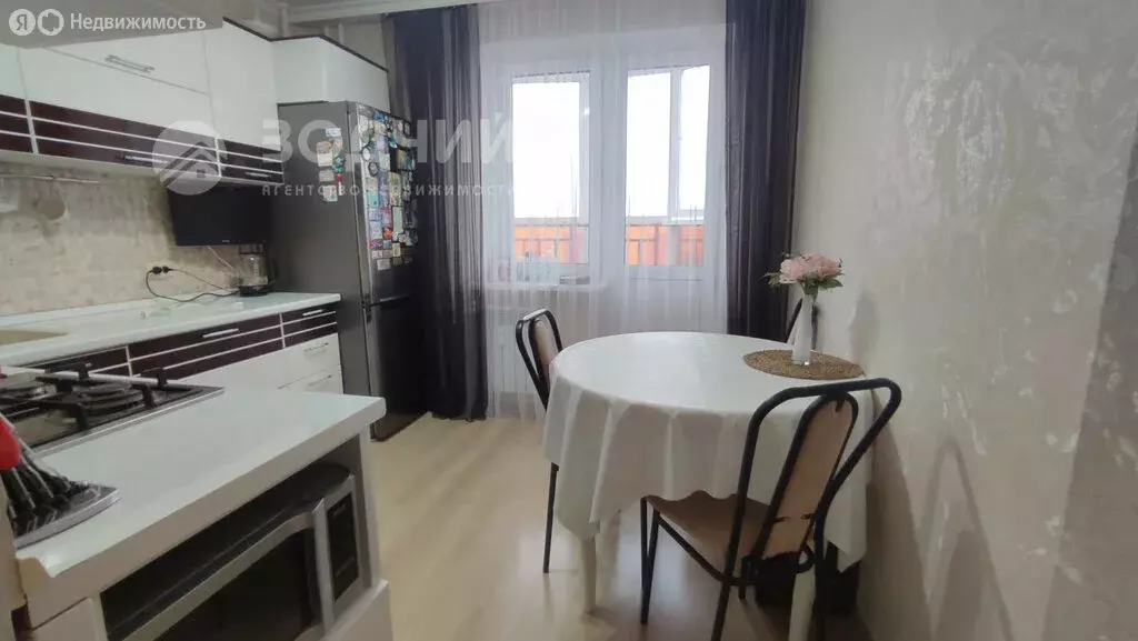 2-комнатная квартира: Чебоксары, улица П.В. Дементьева, 3 (62 м) - Фото 1