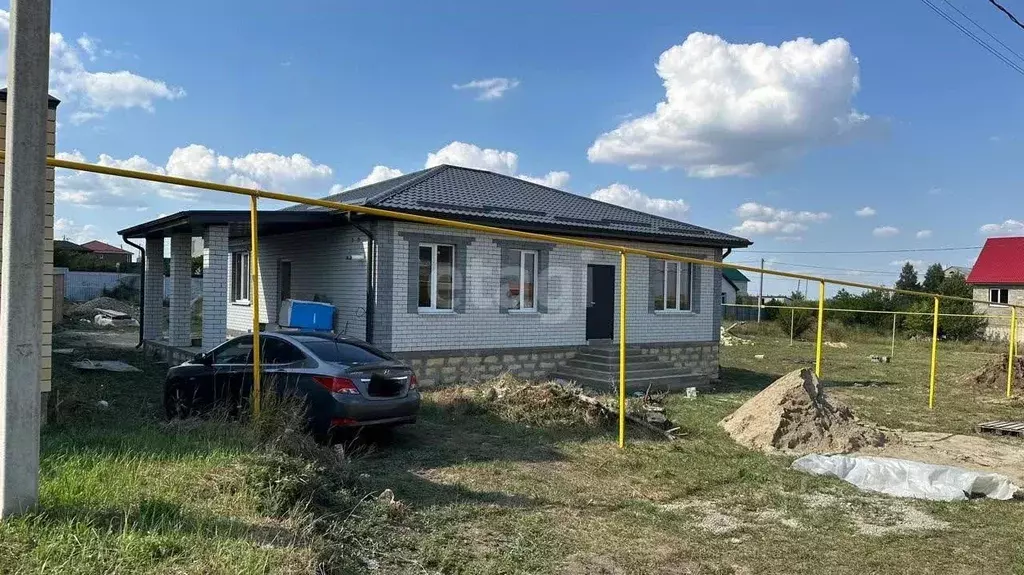 Дом в Ставропольский край, Ставрополь № 12 мкр, ул. Бударская, 93 (110 ... - Фото 1