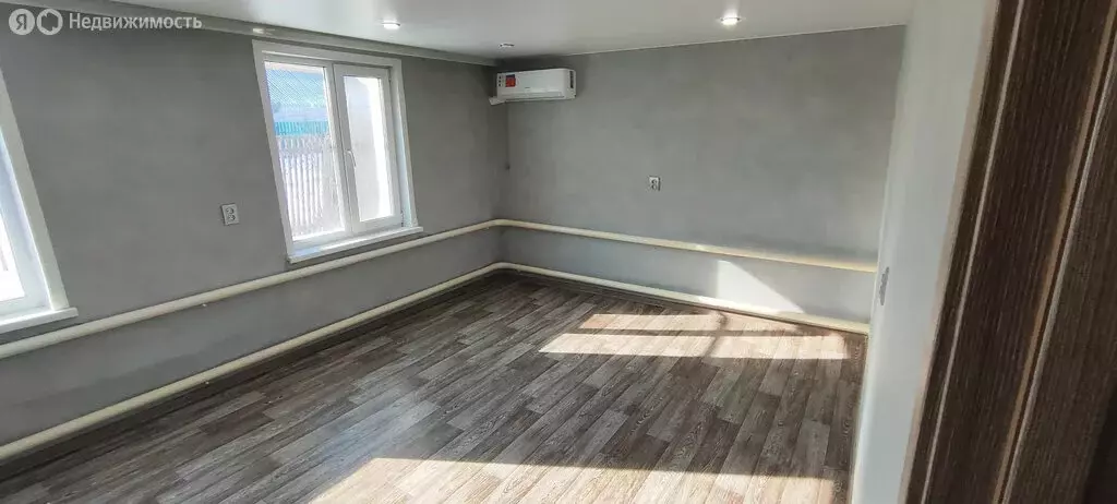 Дом в село Красное, Учительская улица, 18 (48.6 м) - Фото 1