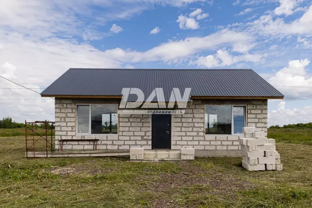 Дом в Челябинская область, Красноармейский муниципальный округ, пос. ... - Фото 1