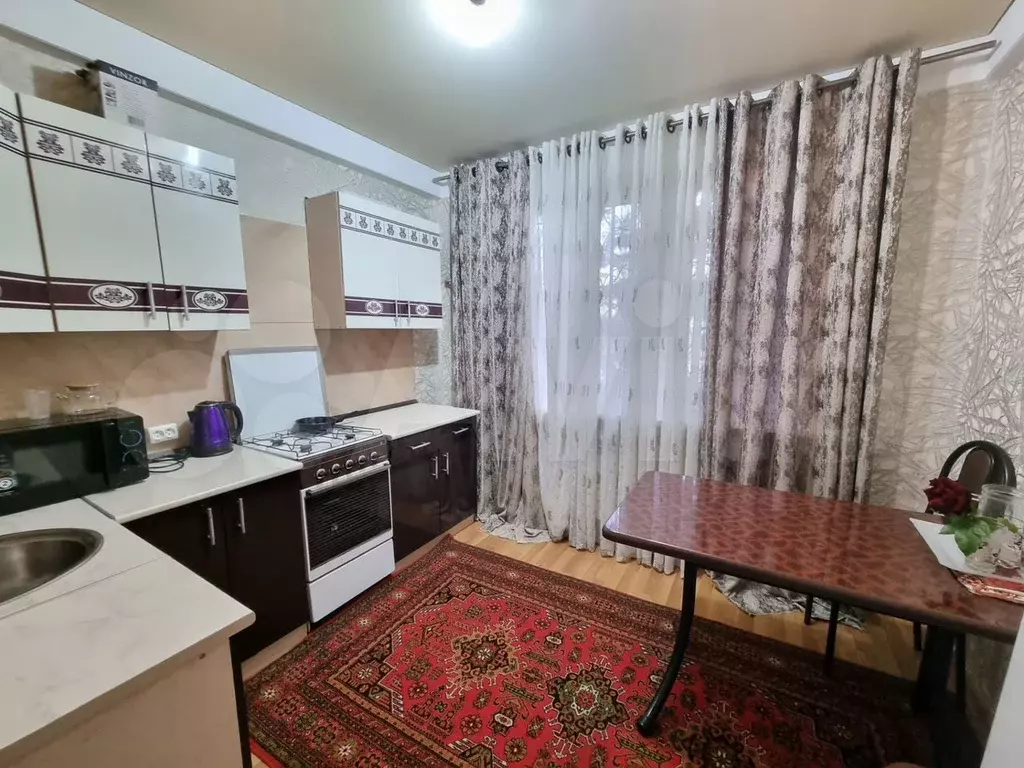 1-к. квартира, 44 м, 1/10 эт. - Фото 0